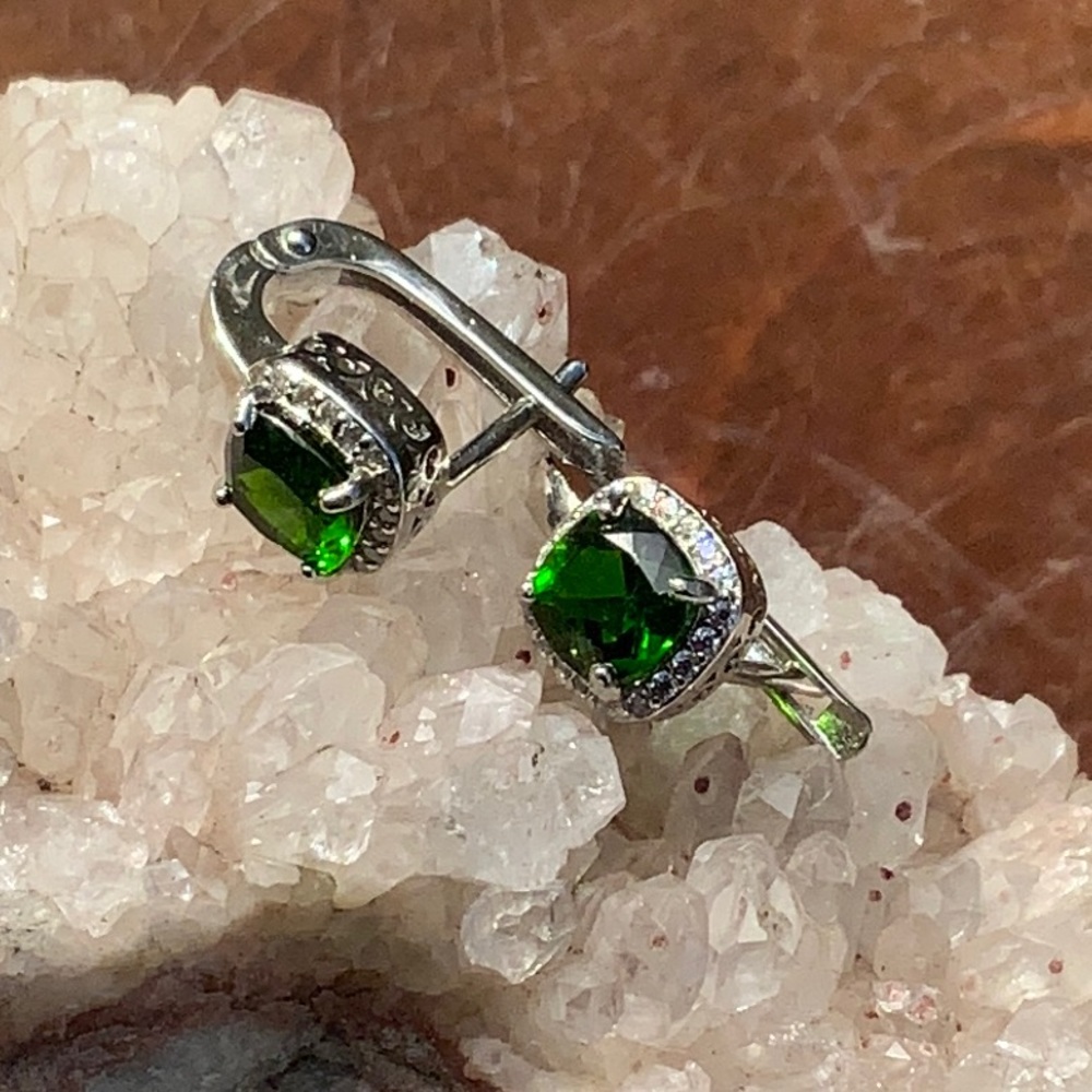 RUSSIAN EMERALD 925 STERLING SILVER EARRINGS